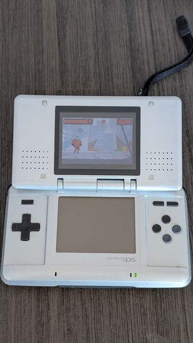 Nintendo DS com 5 Jogos