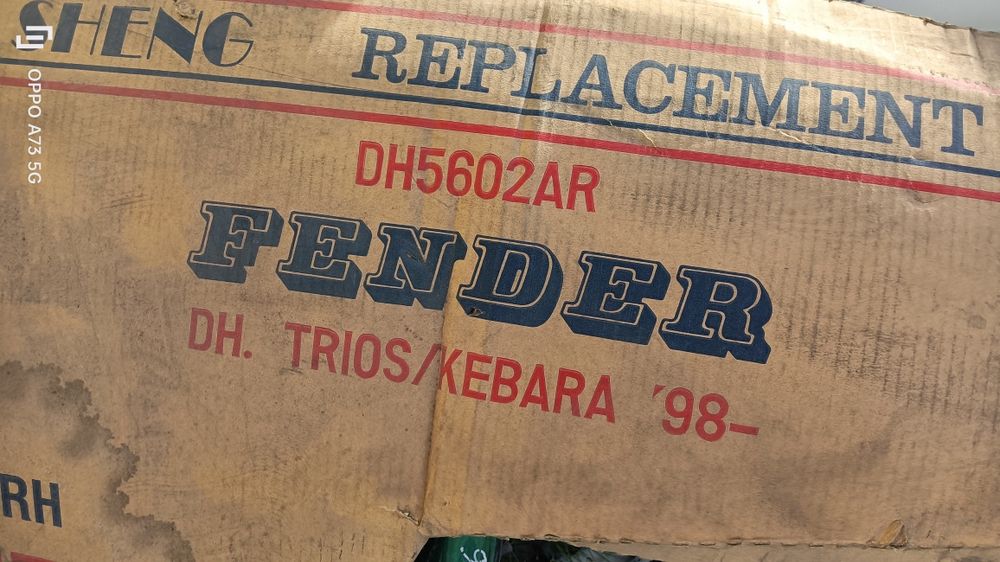 Guarda lamas Daihatsu terios guardalamas 1998