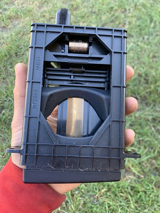 Підстаканник ,  Toyota Avensis T25