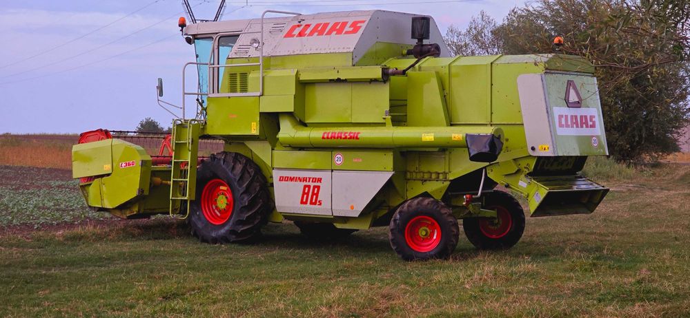 Свіжопривезений комбайн зернозбиральний Claas dominator 88