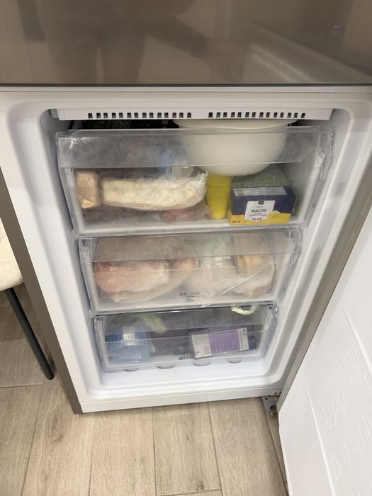 Двохкамерний холодильник Bauknecht