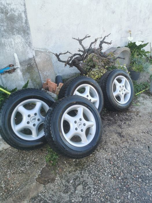 Pneus Michelin 205/65 R15 T