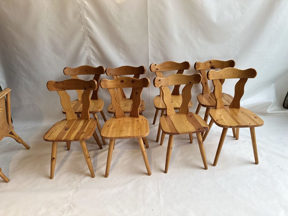 Komoda -zestaw krzeseł