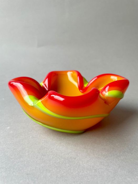 Drost popielniczka z oplotem z owijką HSG Ząbkowice kolorowe szkło PRL