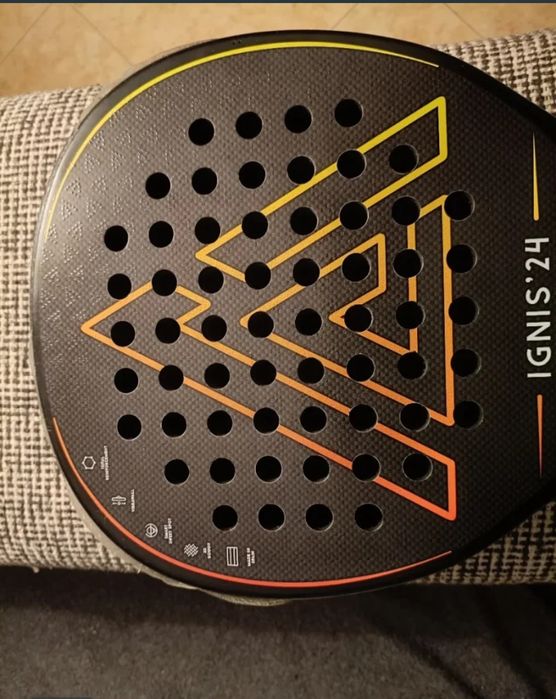 Vendo Raquete de Padel Alkemia Ignis 2024 em bom estado
