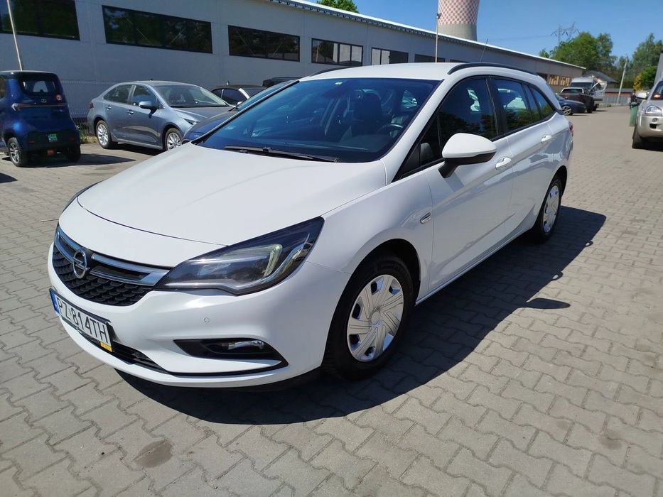 Opel Astra krajowy, serwisowany, faktura vat 23%, klimatyzacja automatyczna