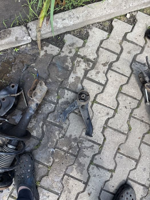 Outlander XL передня ходова