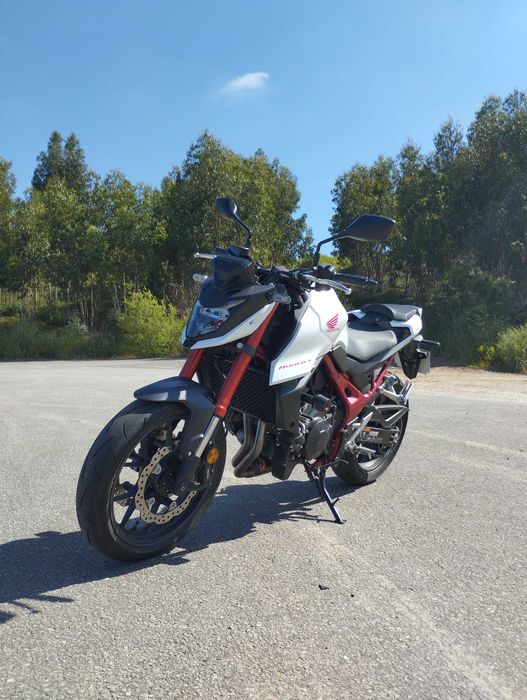 Honda CB 750 Hornet irrepreensível