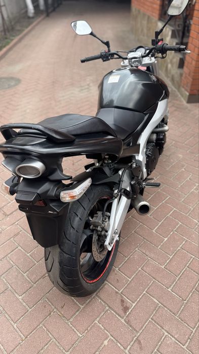 Suzuki GSR-400 Сузуки з Японії