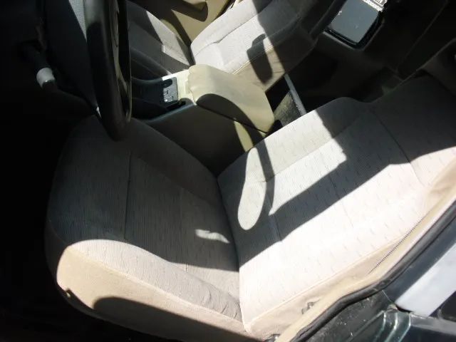 Land Rover Discovery 300 Peças Usadas epson green