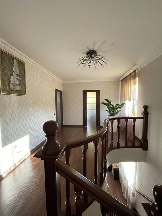 Продаж таунхауса в нагірній частині по вул. Переяславська