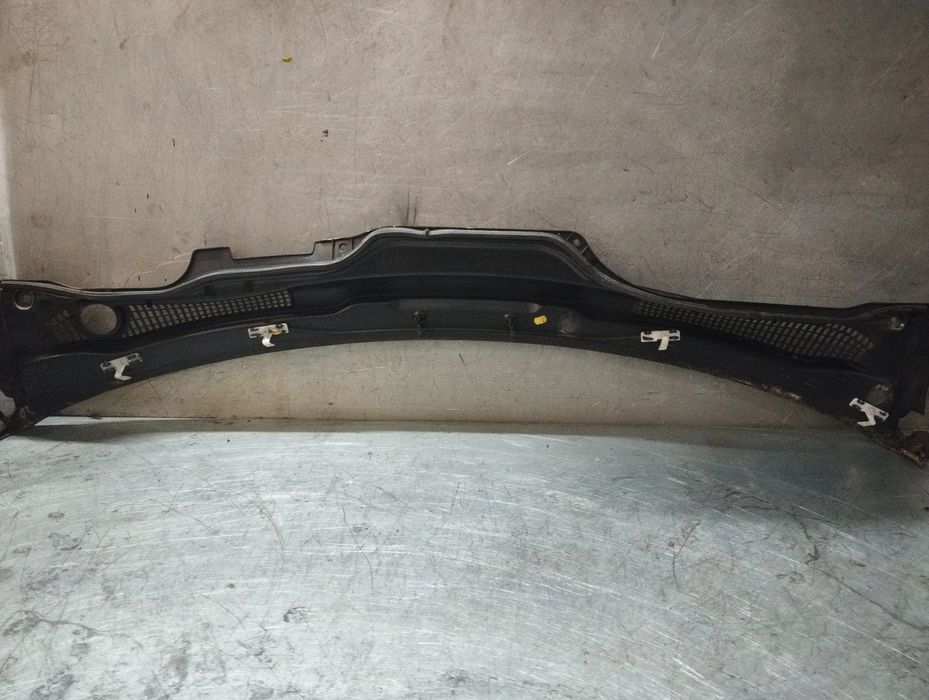 GRELHA CURCUVAN / TORPEDO VOLVO V50 / C30 / S40 II REF. 30745377