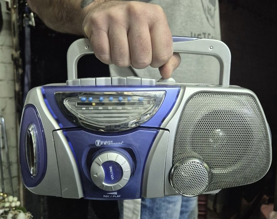 Radio i kaseta first austria