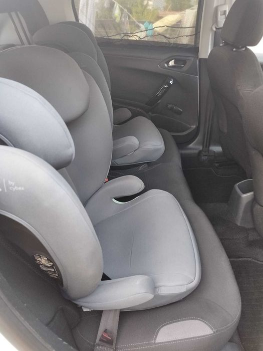 Peugeot 208 — fotografia 11
