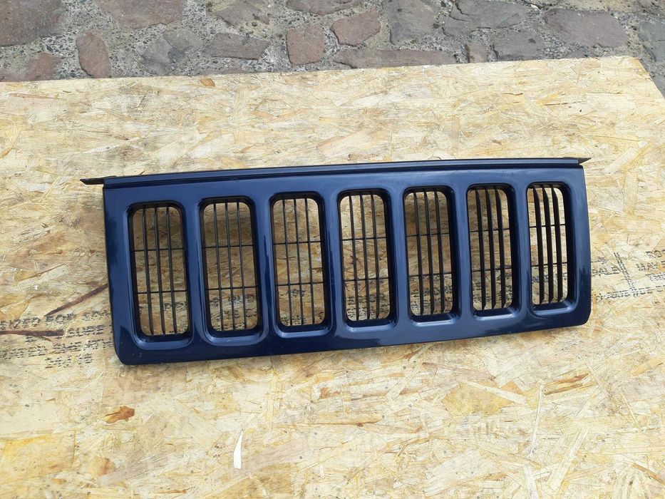 Grill atrapa Jeep Commander oryginał