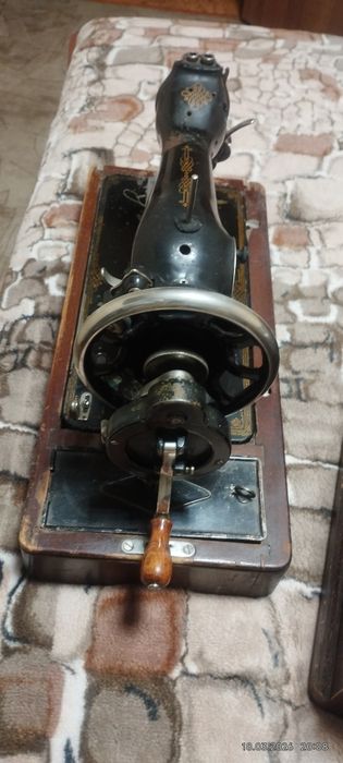 Продам робочу швейну машинку