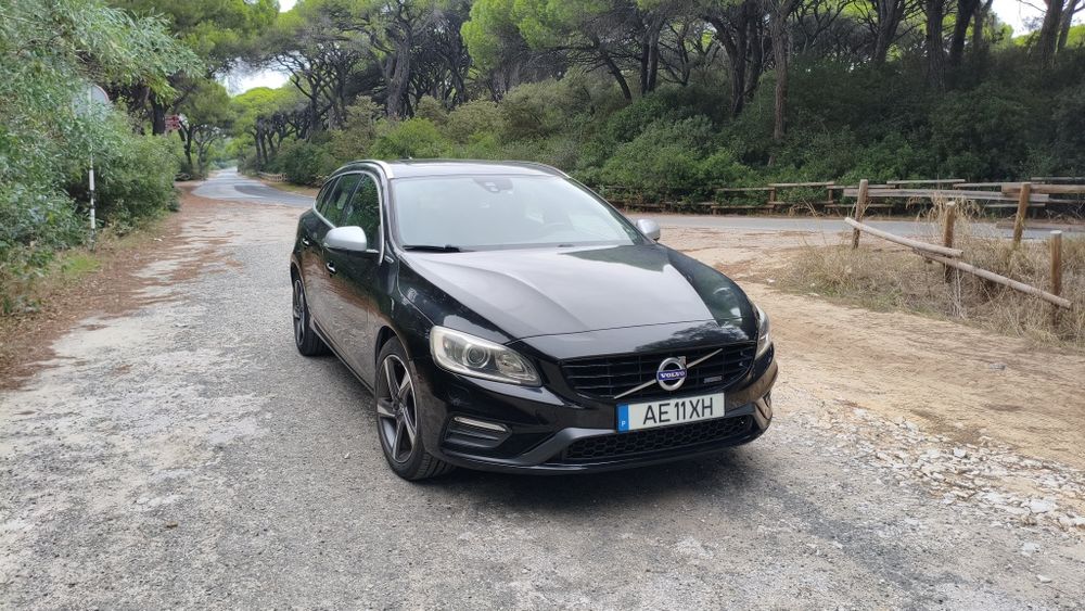 Volvo V60 D6 Plugin R-Design IVA dedutível