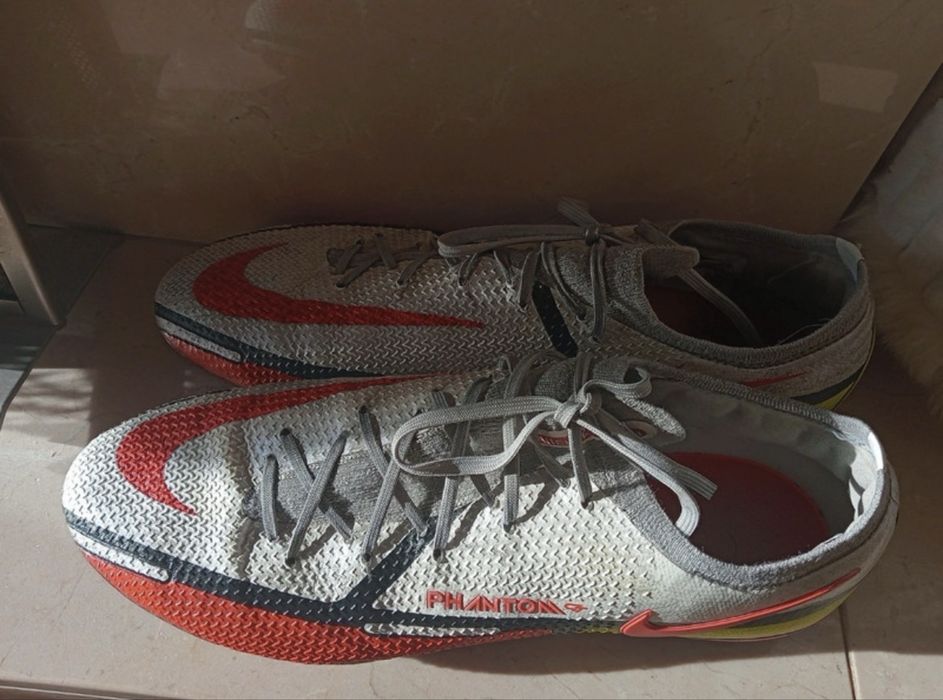 Chuteiras nike- relvado sintético