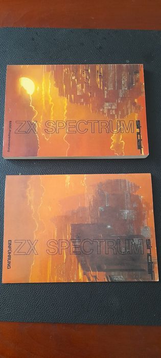 Komputer ZXSpectrum+  z dokumentacją i  taśmami