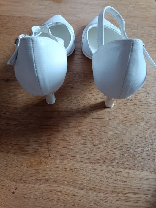Buty damskie ślubne