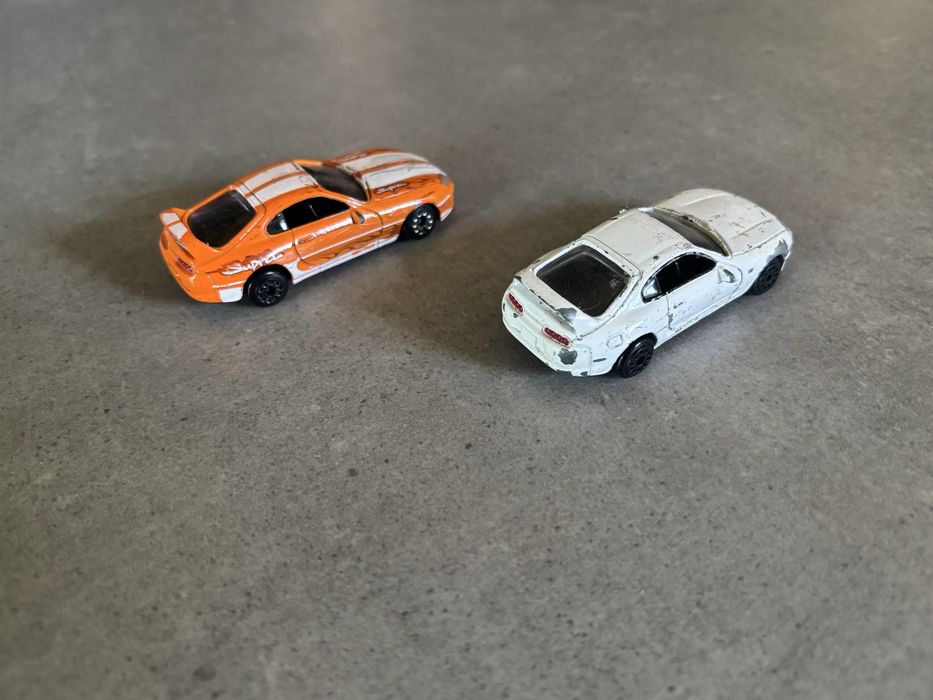 Resoraki MotorMax 2X Toyota Supra uszkodzone