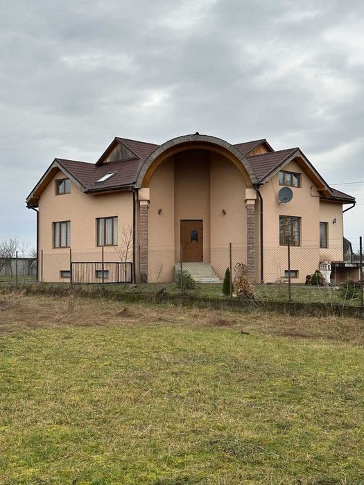 Продається будинок в Буштині