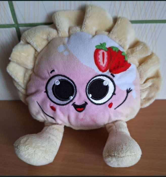 Maskotka z biedronki pieróg Patryk