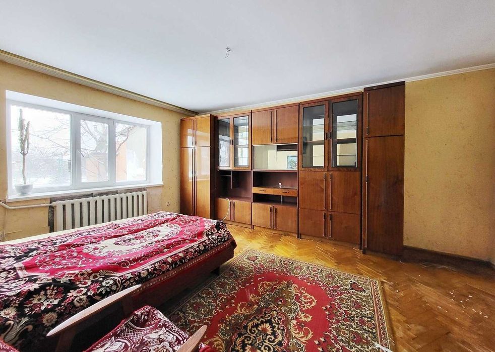 Продаж частини будинку в Центрі