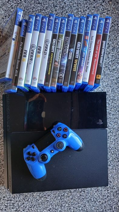 Playstation 4/15 jogos/1 comando