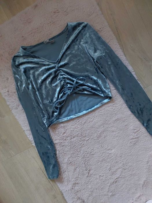 Zamszowa bluzka z dlugim rekawem