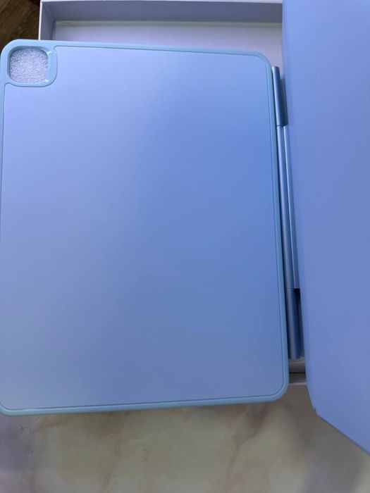 Чохол на  iPad 13 Rro