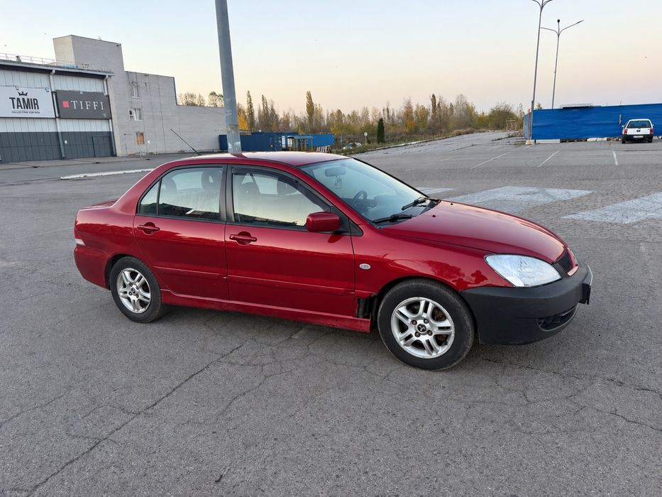 Продам lancer 9 2007г газ/бенз