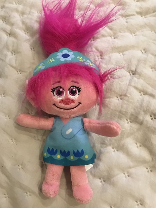 Игрушки Trolls,мягкие ,яркие ,современные ,качественные
