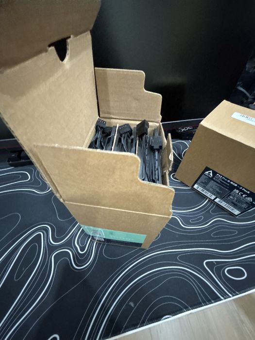 Ventoinha 120mm Arctic P12 Pro A-RGB 3000RPM 4 Pinos PWM (Pack 3)