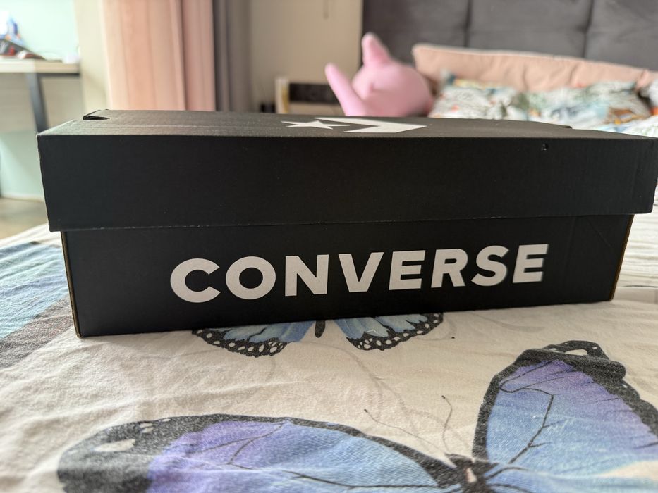 Оригінальні кеди Converse, чорного кольору, розмір 37.