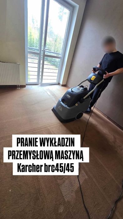 Pranie wykładzin dywanowych przemysłową maszyną
