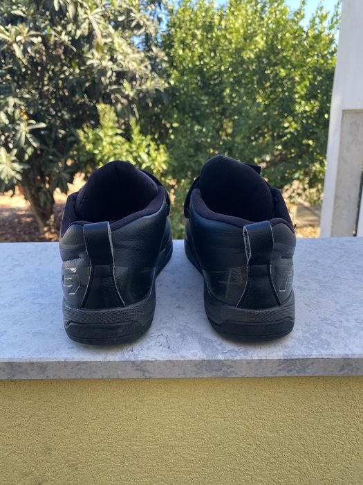 Shimano AM9 MTB Black