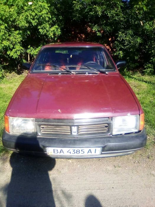 автомобіль Москвіч 2141