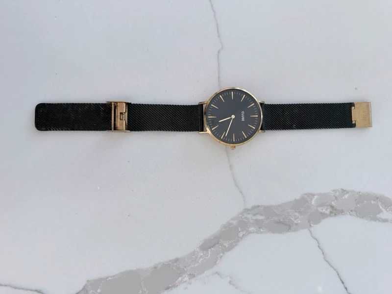Czarny zegarek Cluse 38mm