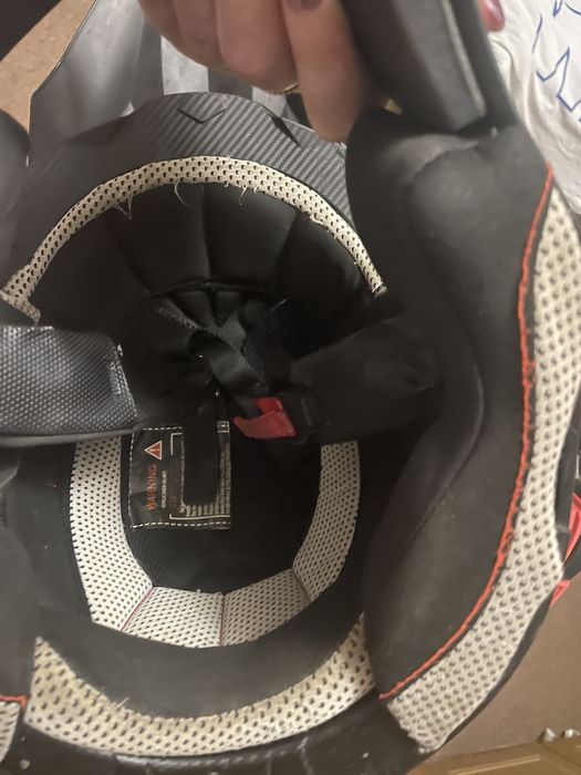 Мотошлем без окулярів