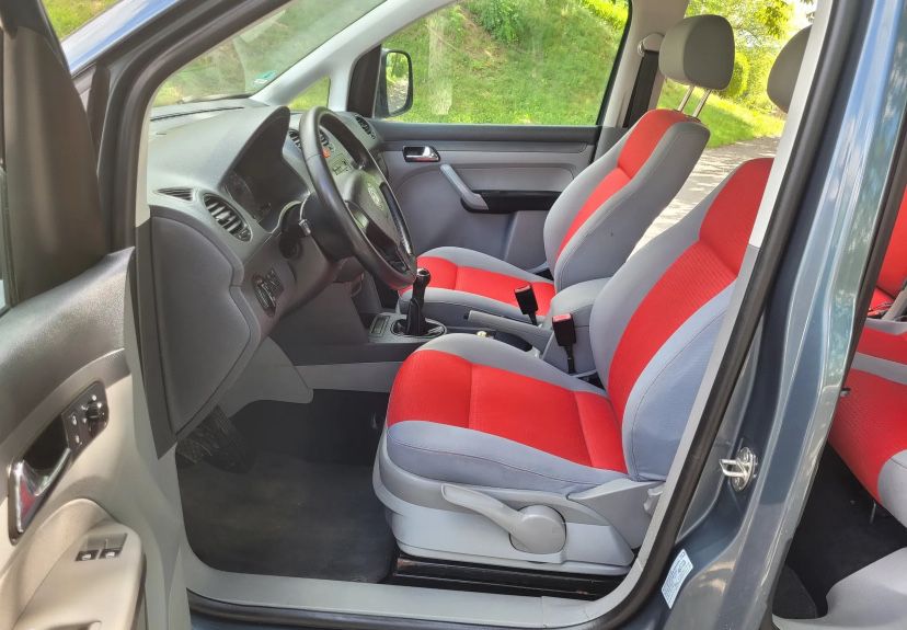 Volkswagen Caddy 2009 бензин 1.6 MPI TOP під ГБО