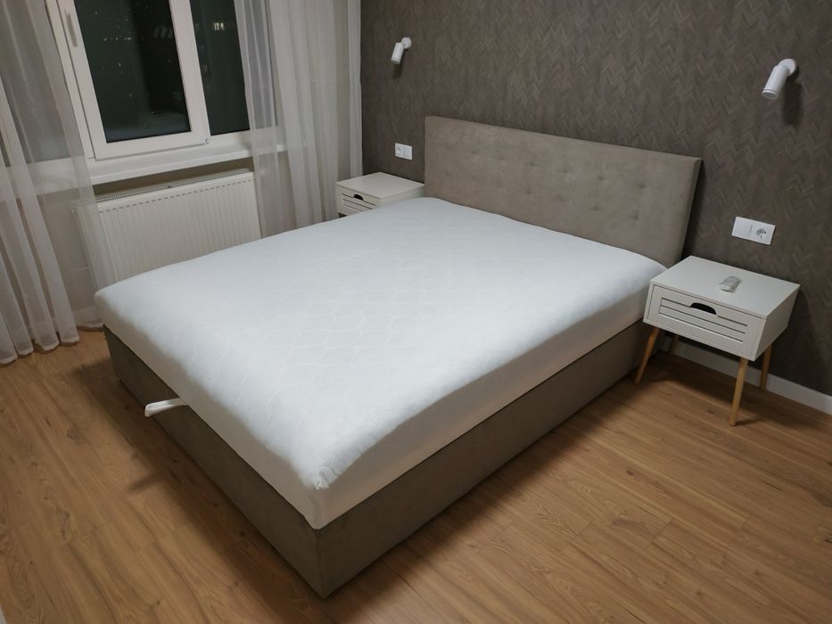 Лііжко КAMILA з ортопедичним матрацем з підйомним механізмом.