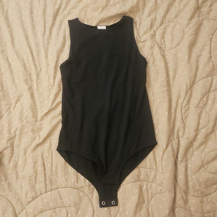 Базове боді без рукавів Zara