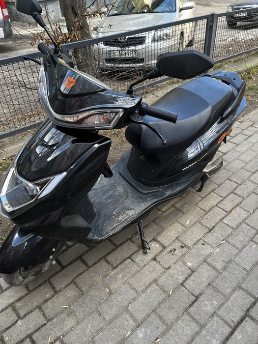 електроскутер yadea luna