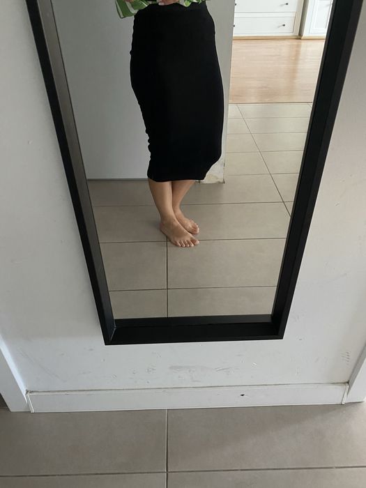 Czarna spodnica River Island 32/34