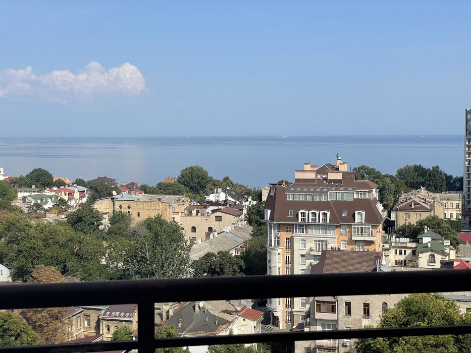 Пентхаус на Французском б-ре ТЕРРАСА 100 метров с видом на МОРЕ!