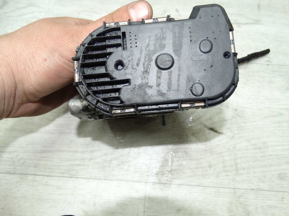 Повітряна заслінка audi a b8, a4 b8, a5, a6 c6, a6 a8 d3, q7, 2.7d/3.0