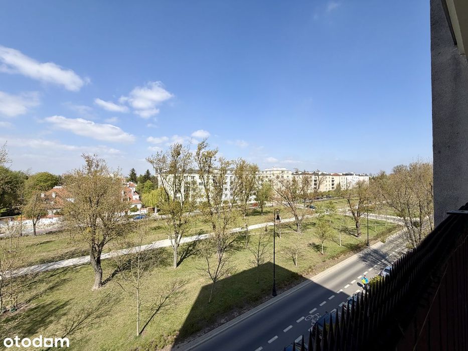 2 pokoje | Stary Żoliborz | balkon z widokiem | świetna lokalizacja - Więcej