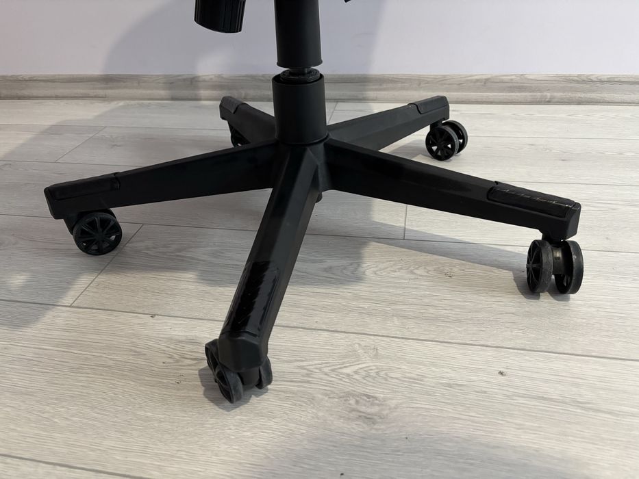 Ігрове крісло Hator Darkside (HTC-919)