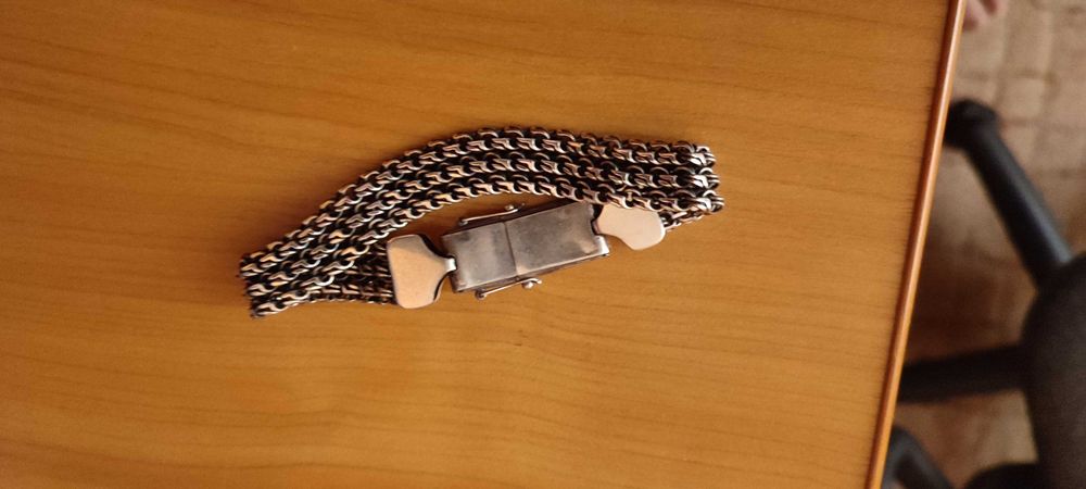 Серебрений  браслет